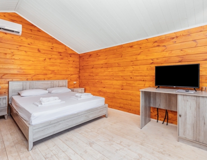 Шале 2-мес 1-ком вид на бассейн - Отель «Папа-Дом» Гудаута